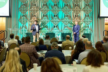 FreshForward presentation On stage at the FreshForward conference