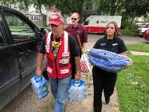hy-vee-food-and-beverage-distribution-in-wake-of-2018-tornadoes