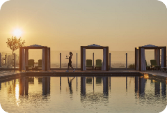 Four Seasons St. Louis hotel pool